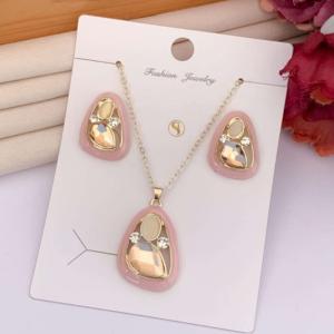 BRASS WOMENS JEWELLERY CHAIN PENDANT SET 